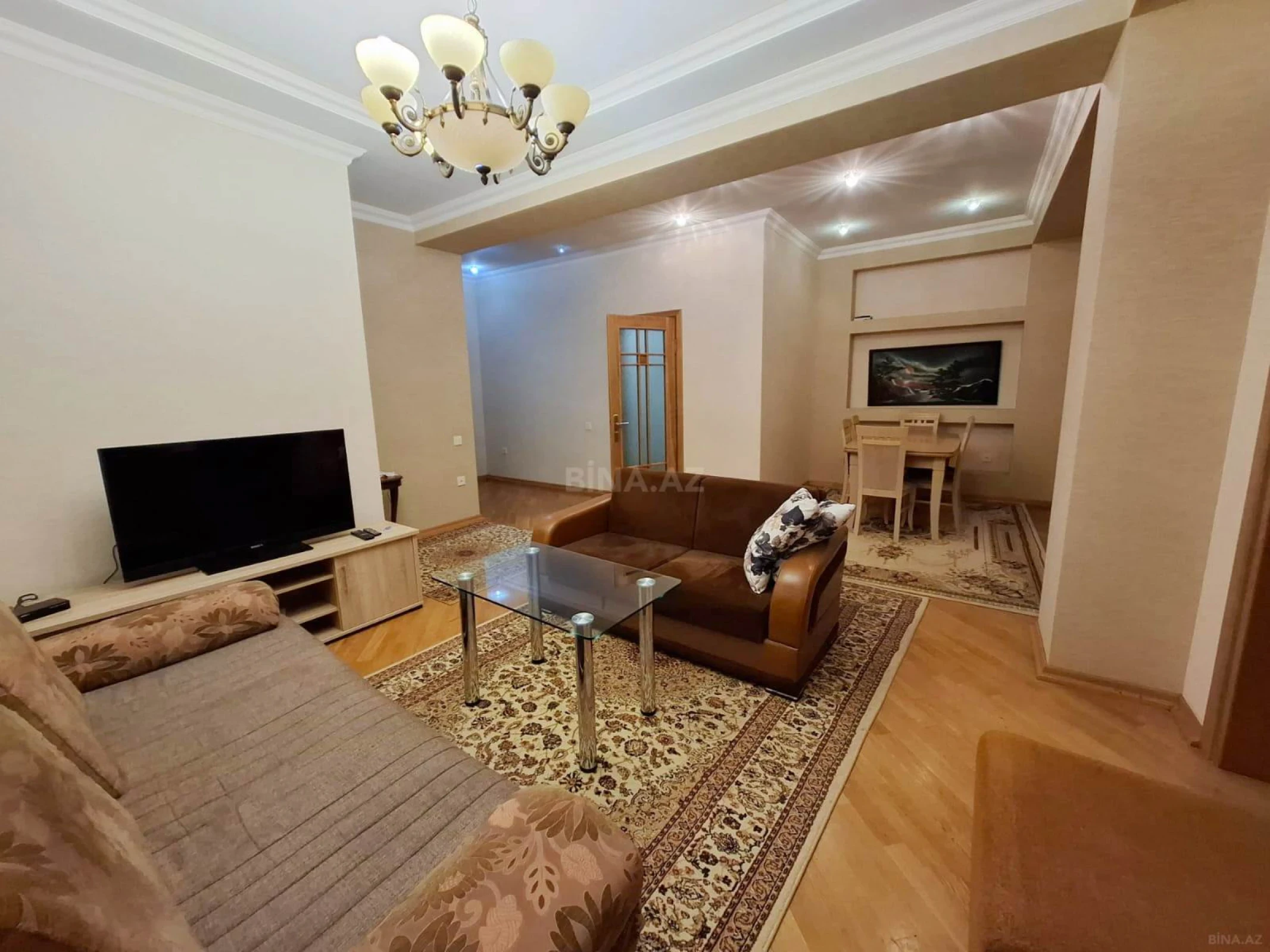 Kirayə verilir 3 otaqlı mənzil 110 m²