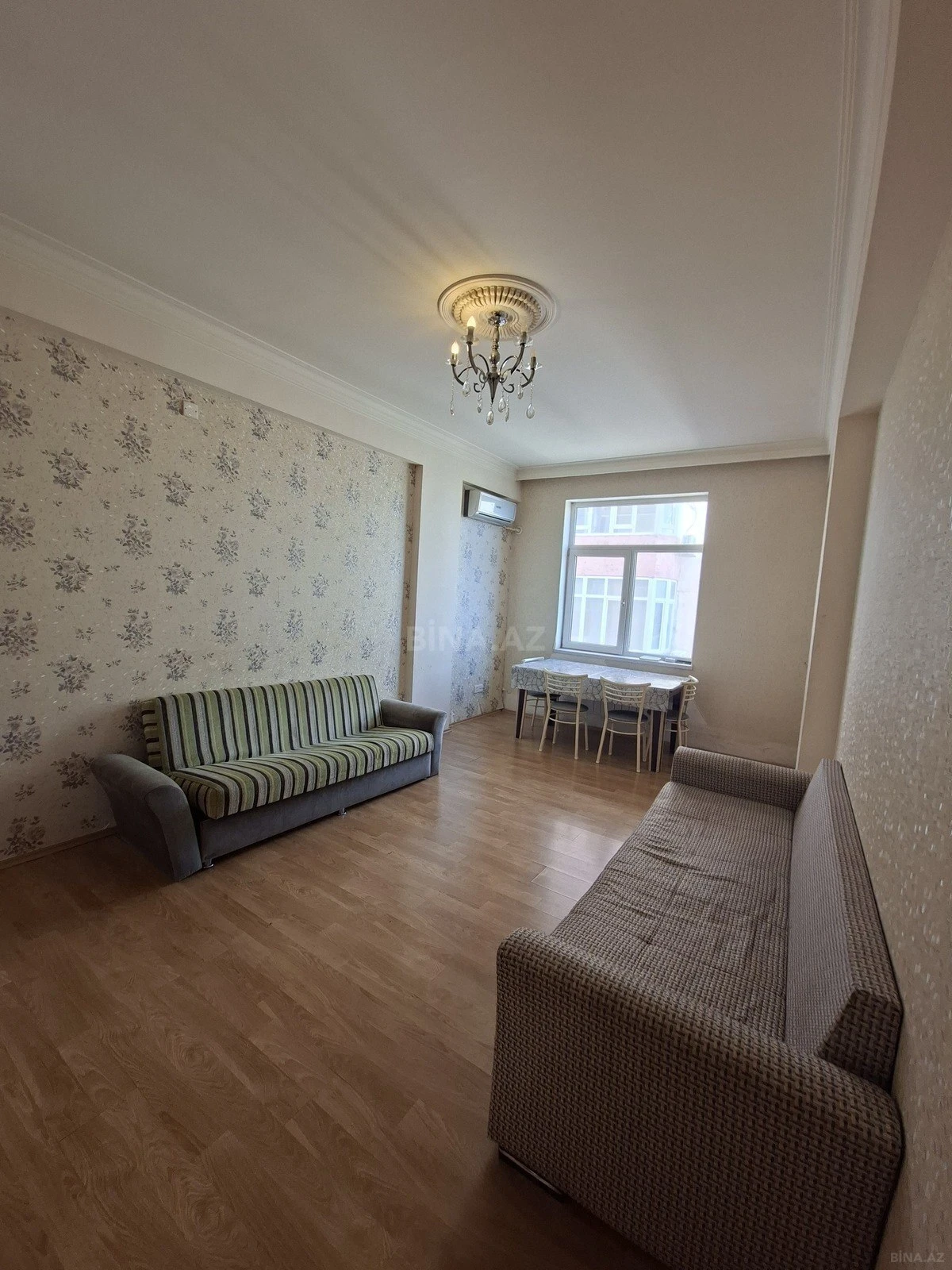 Satılır 2 otaqlı mənzil 55 m²