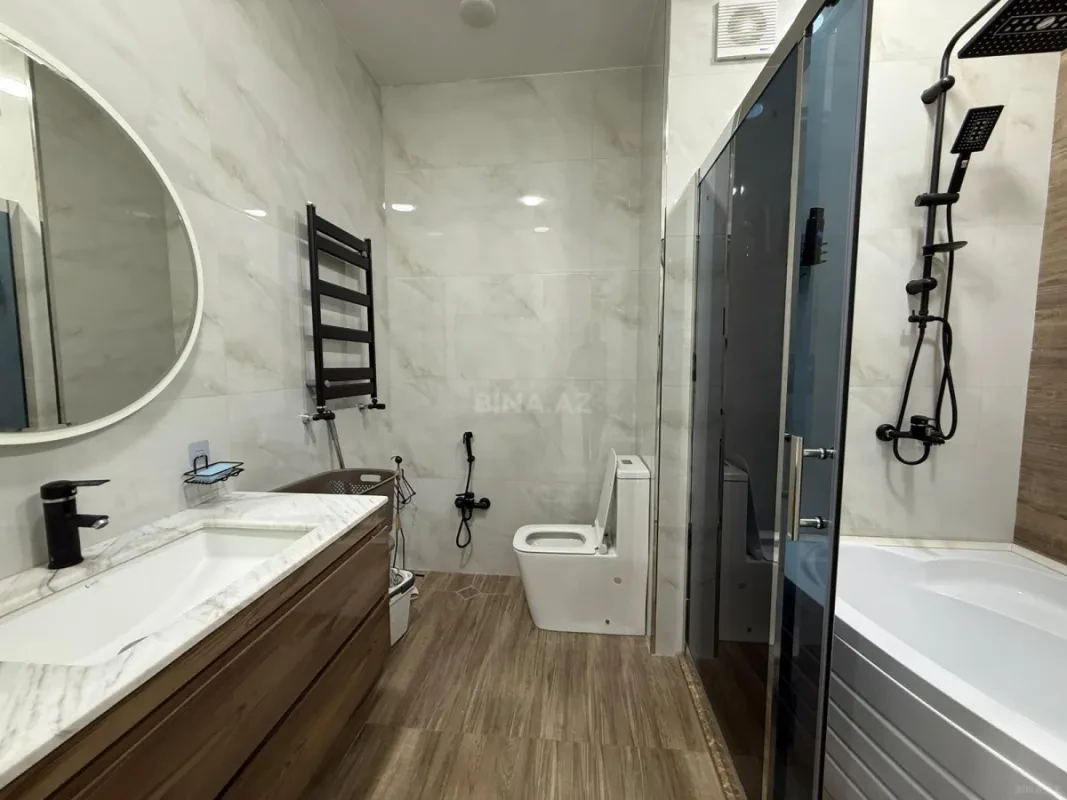 Kirayə verilir 3 otaqlı mənzil 130 m²