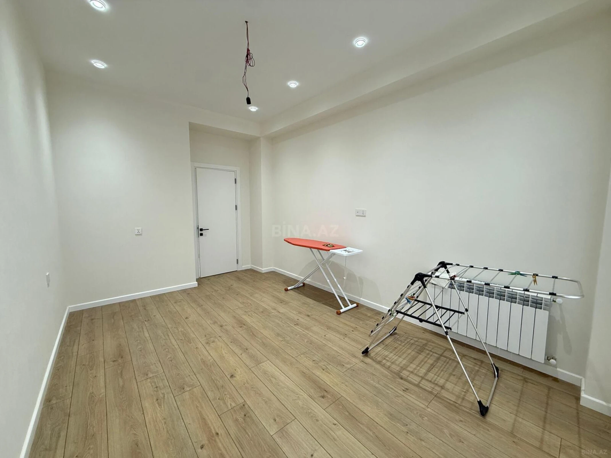 Kirayə verilir 3 otaqlı mənzil 130 m²