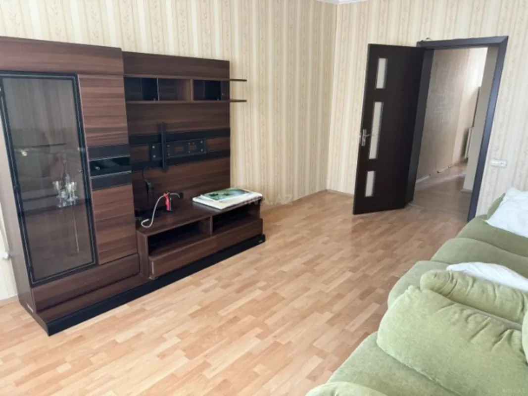Satılır 3 otaqlı mənzil 75 m²