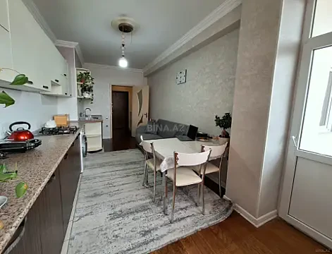 Satılır 2 otaqlı mənzil 80 m²