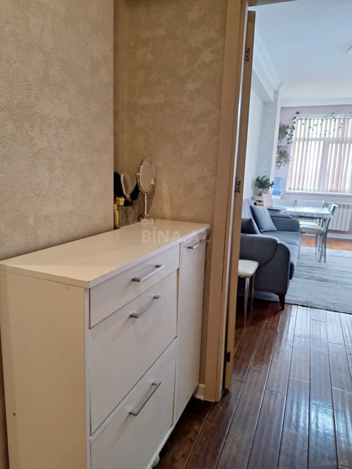 Satılır 2 otaqlı mənzil 80 m²