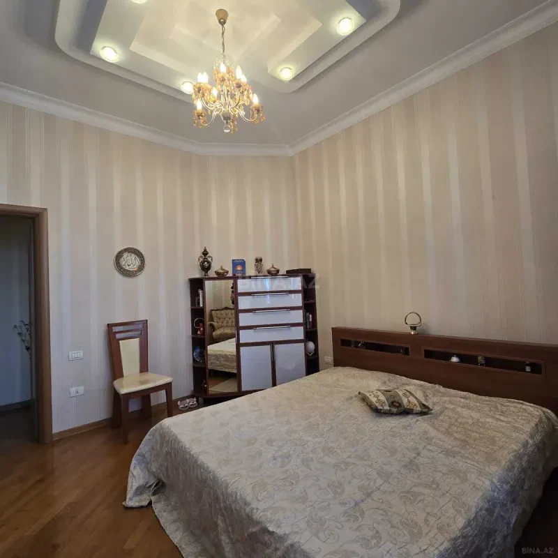 Satılır 2 otaqlı mənzil 90 m²