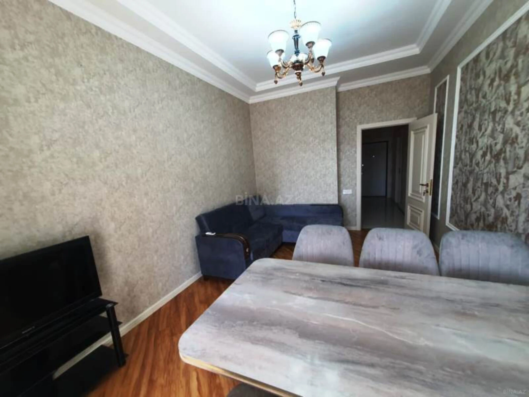 Satılır 2 otaqlı mənzil 90 m²