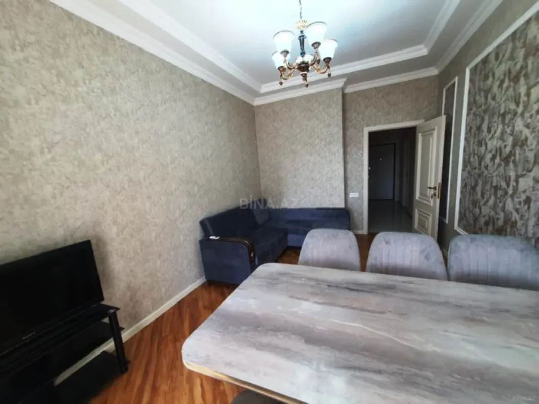 Satılır 2 otaqlı mənzil 90 m²