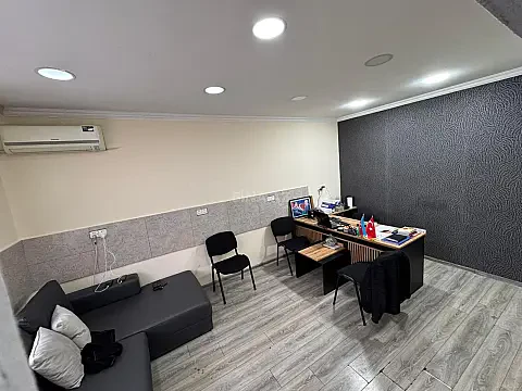 Kirayə verilir 2 otaqlı ofis 35 m²