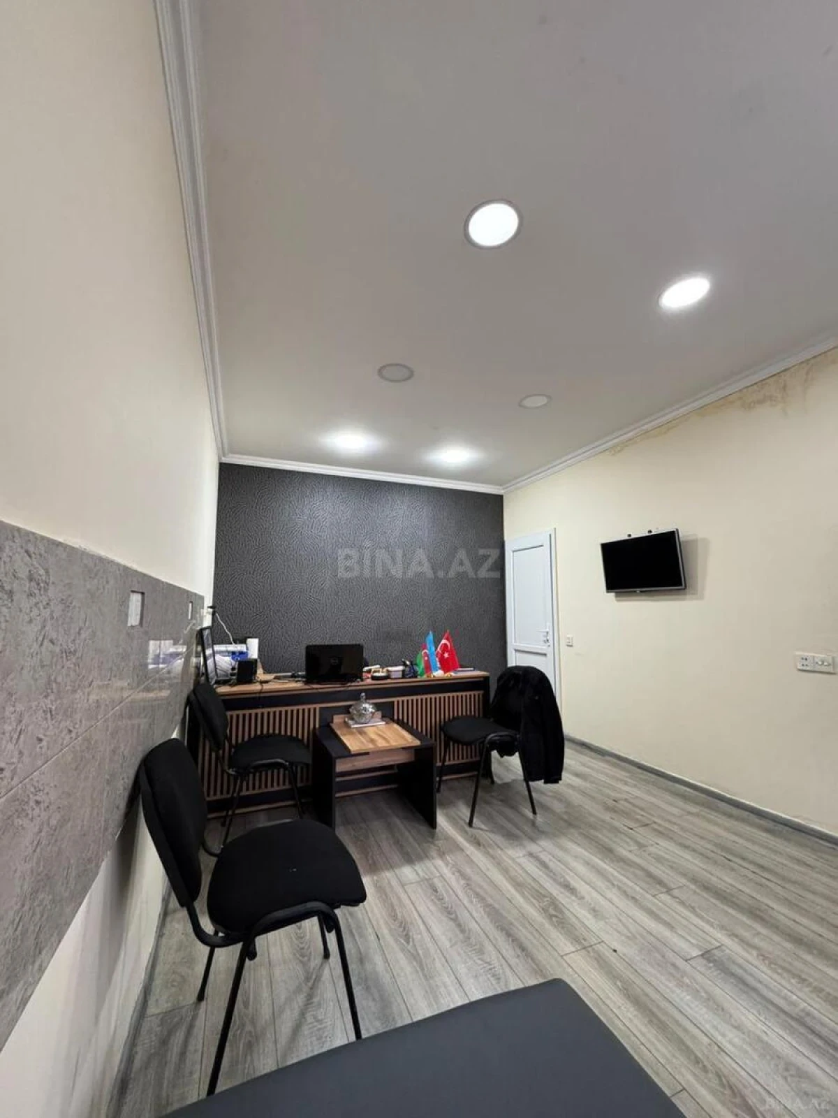 Kirayə verilir 2 otaqlı ofis 35 m²