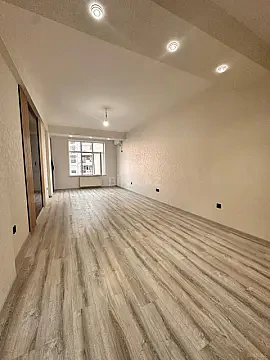 Satılır 3 otaqlı mənzil 105 m²