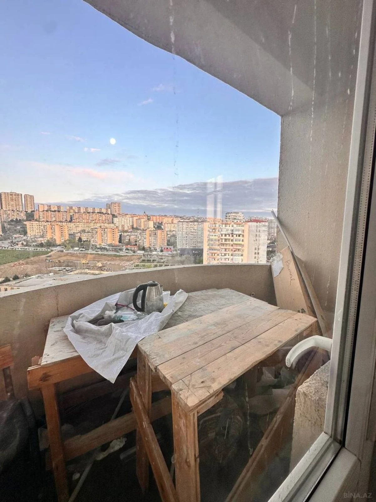 Satılır 3 otaqlı mənzil 105 m²