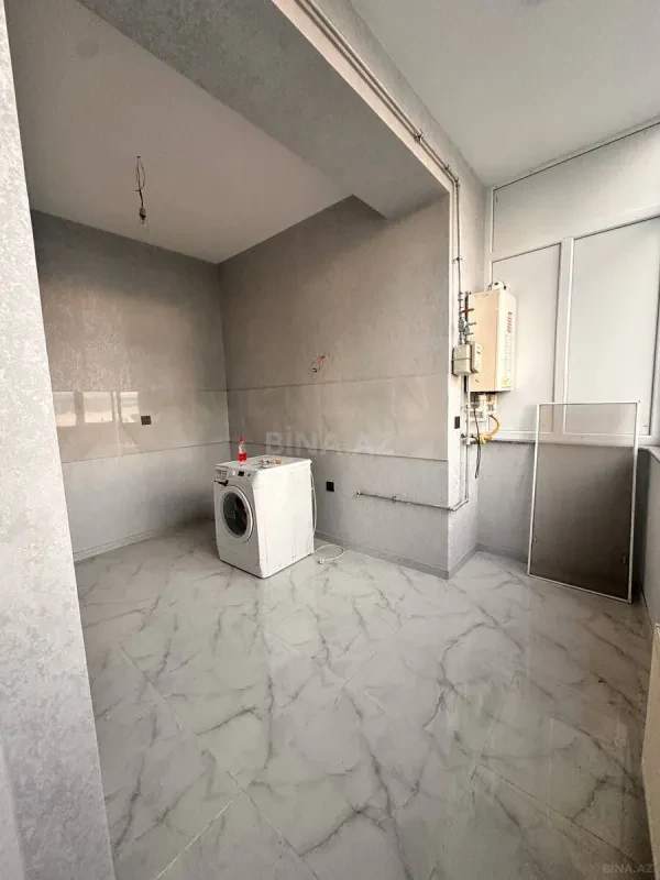Satılır 3 otaqlı mənzil 105 m²