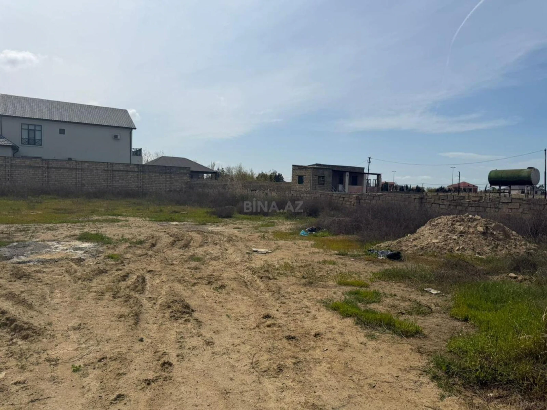 Satılır torpaq sahəsi 12 m²