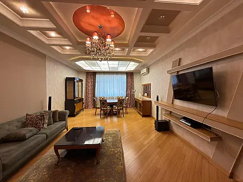 Satılır 4 otaqlı mənzil 185 m² — Bakı, Xətai 4 otaq 185.00 m²