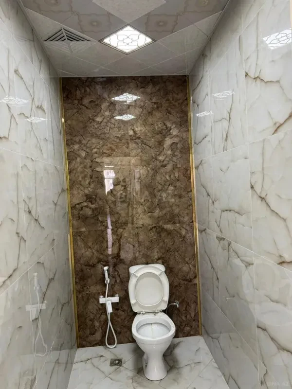 Satılır 3 otaqlı mənzil 155 m²