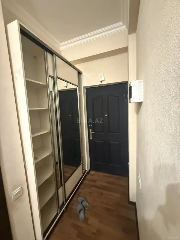 Kirayə verilir 2 otaqlı mənzil 65 m²