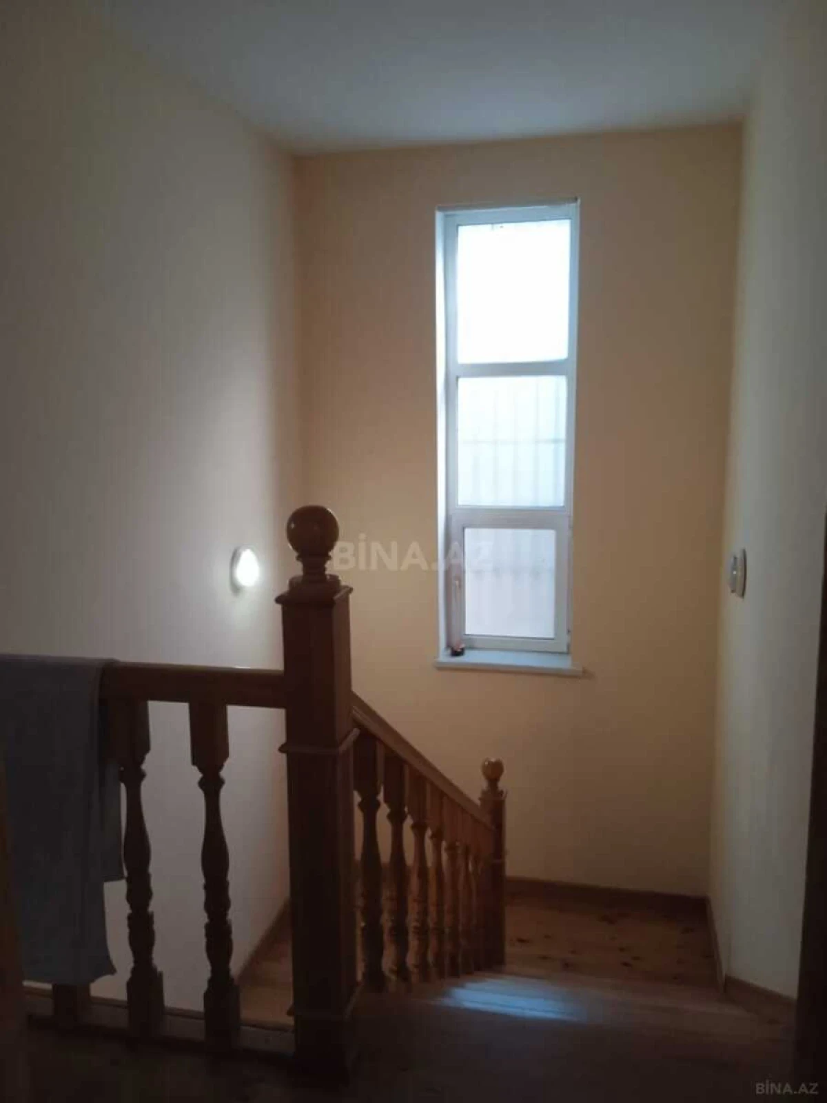 Kirayə verilir 5 otaqlı həyət evi 240 m²