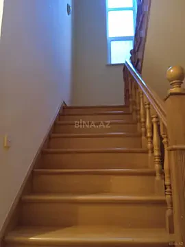 Kirayə verilir 5 otaqlı həyət evi 240 m²