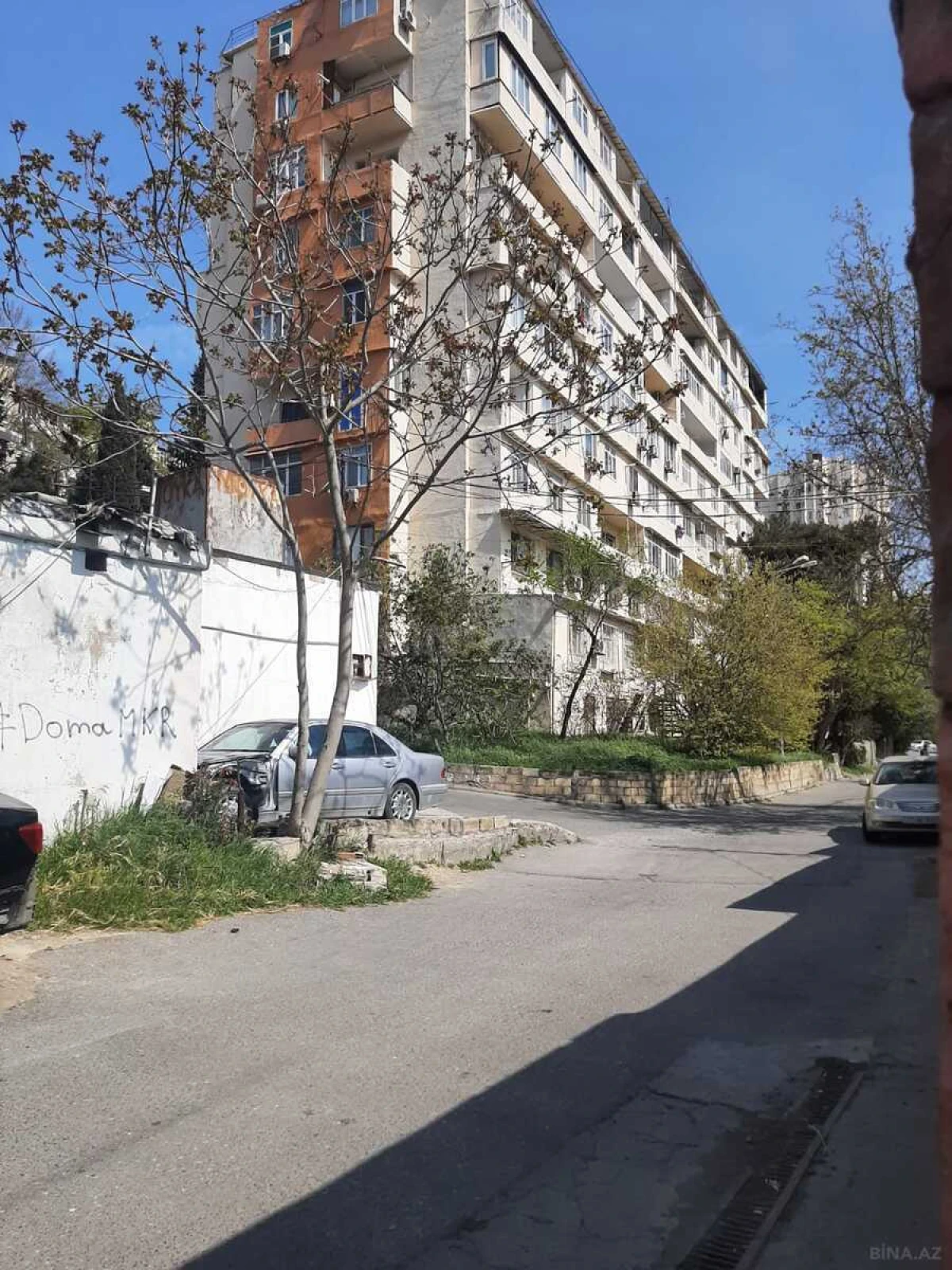 Kirayə verilir 2 otaqlı mənzil 70 m²