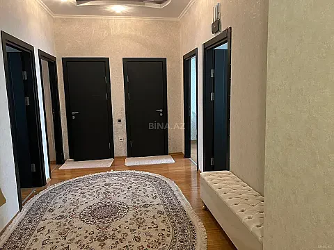 Kirayə verilir 3 otaqlı mənzil 117 m²