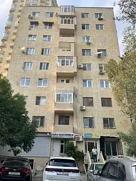 Satılır 4 otaqlı mənzil 70 m² — Bakı, Memar Əcəmi yanı 4 otaq 70.00 m²