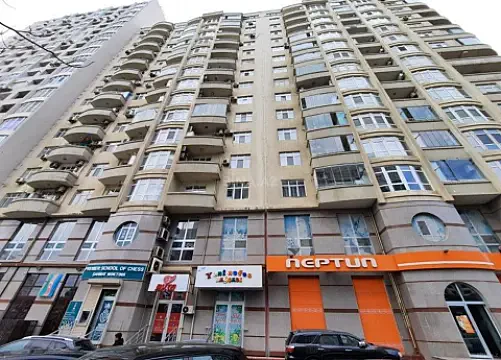 Kirayə verilir 3 otaqlı mənzil 125 m² — Bakı, Xətai 3 otaq 125.00 m²