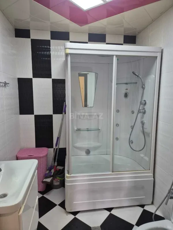 Kirayə verilir 3 otaqlı mənzil 125 m²