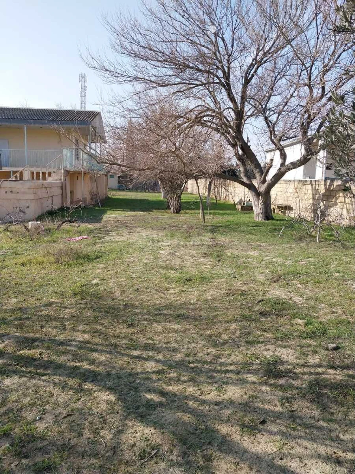 Satılır 6 otaqlı həyət evi 250 m²