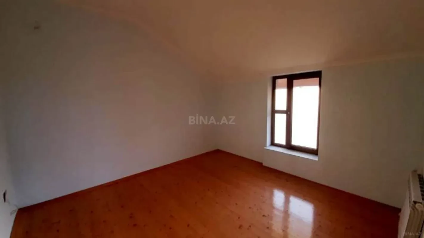 Satılır 6 otaqlı həyət evi 250 m²