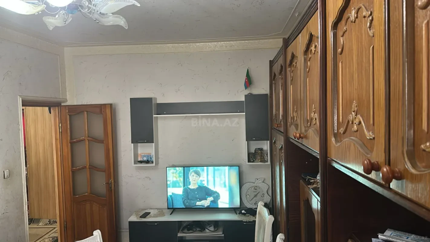 Kirayə verilir 4 otaqlı mənzil 100 m²