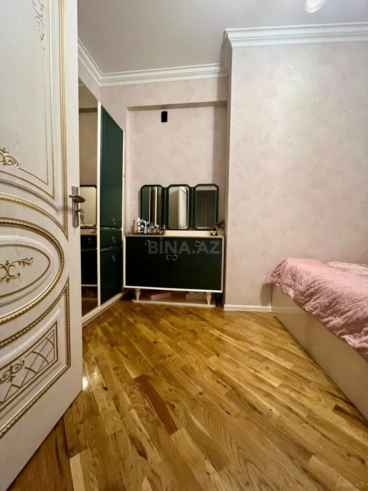 Kirayə verilir 2 otaqlı mənzil 55 m²