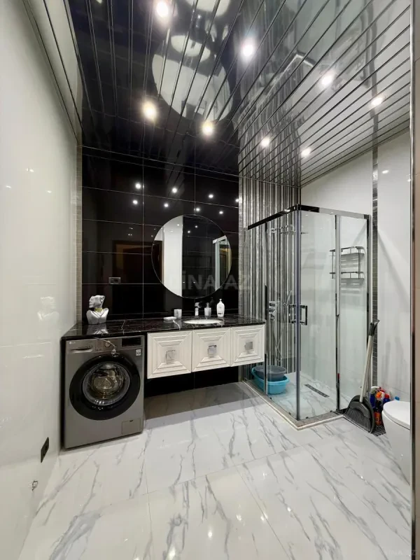 Kirayə verilir 2 otaqlı mənzil 110 m²