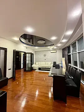 Kirayə verilir 2 otaqlı mənzil 110 m²