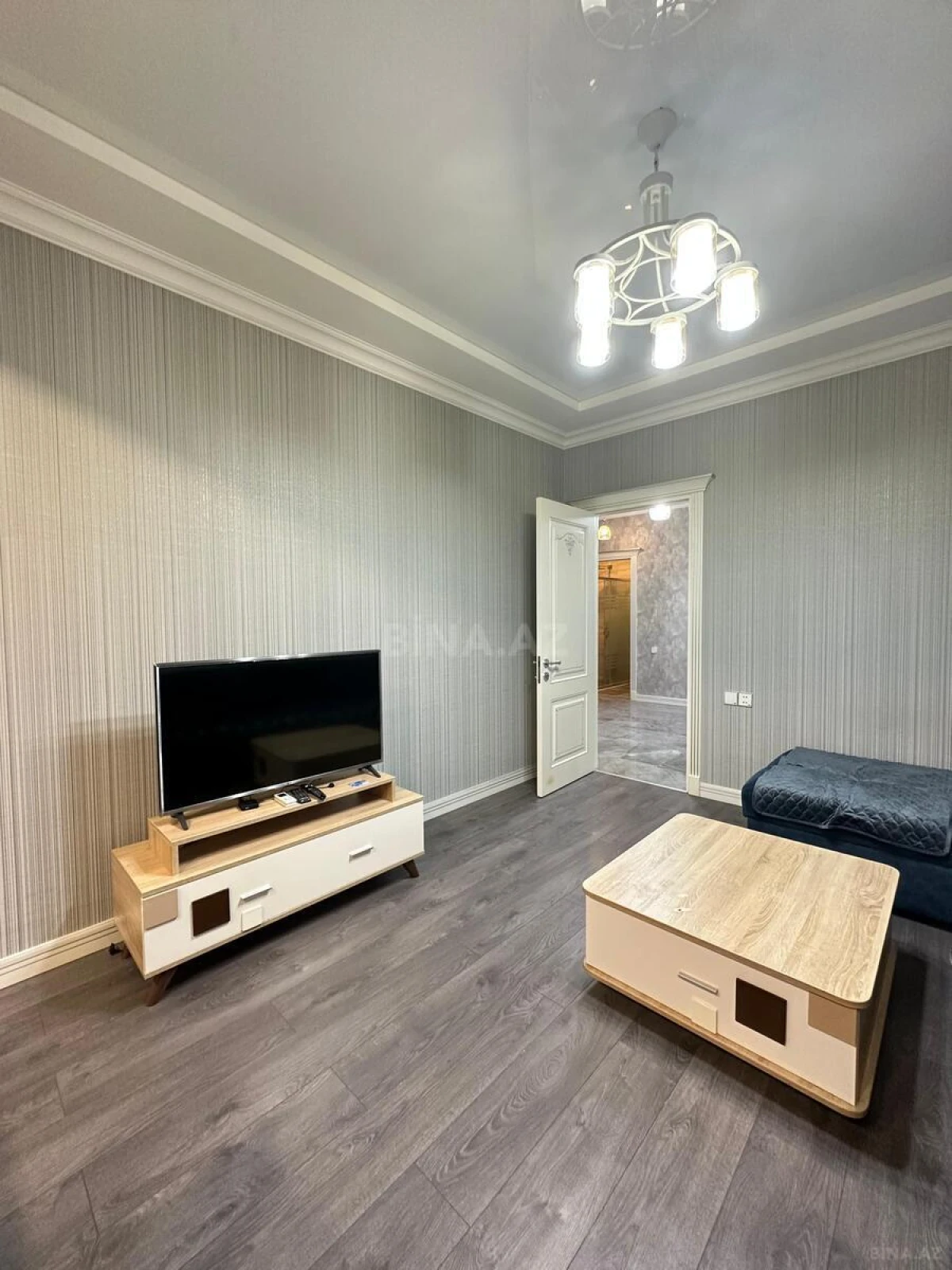 Kirayə verilir 3 otaqlı mənzil 100 m²