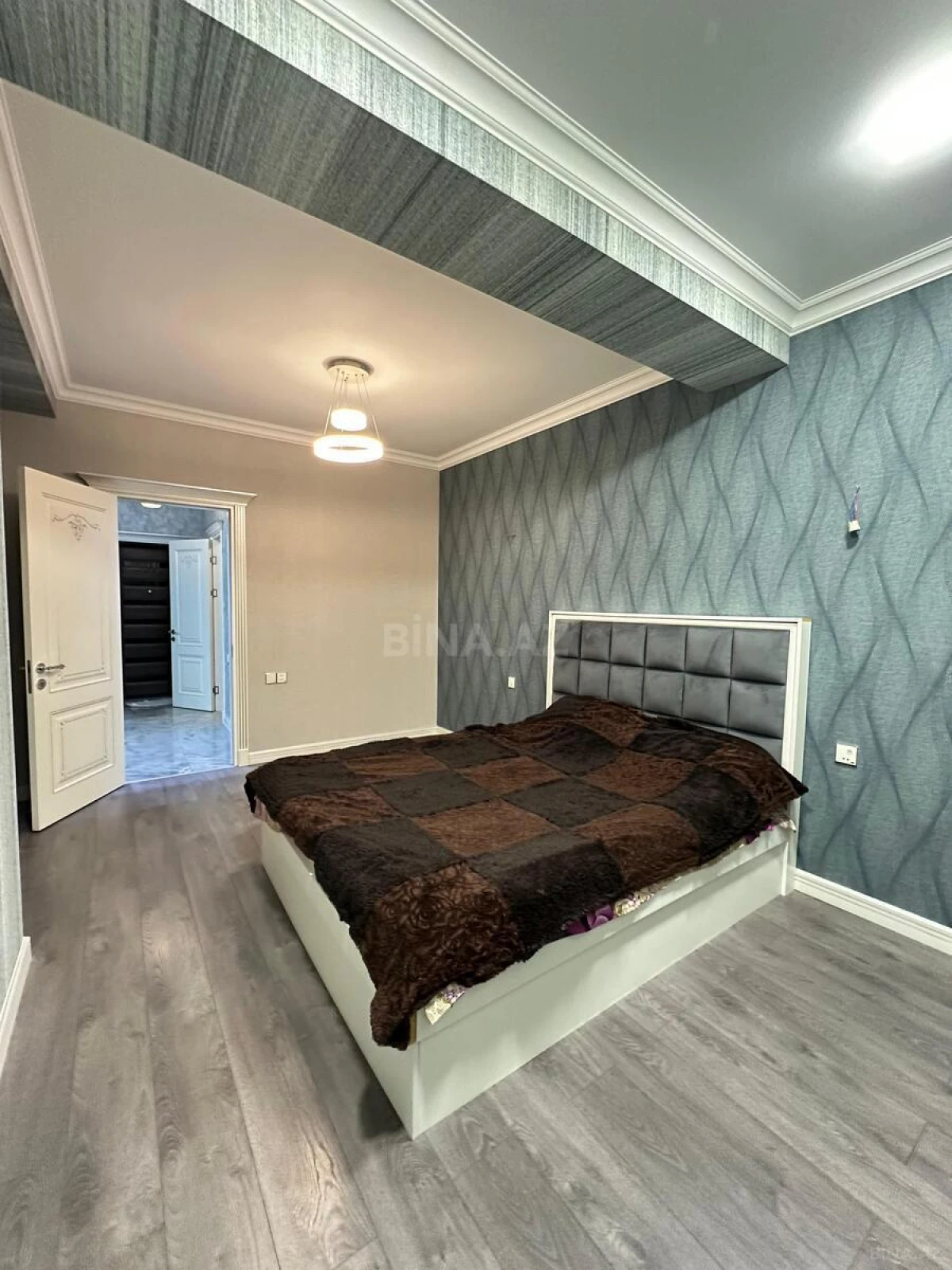 Kirayə verilir 3 otaqlı mənzil 100 m²
