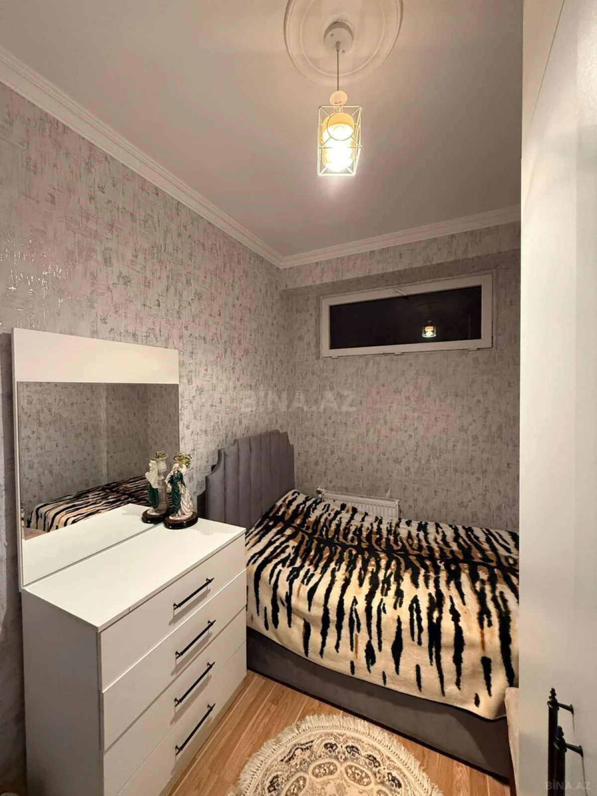 Satılır 3 otaqlı mənzil 106 m²