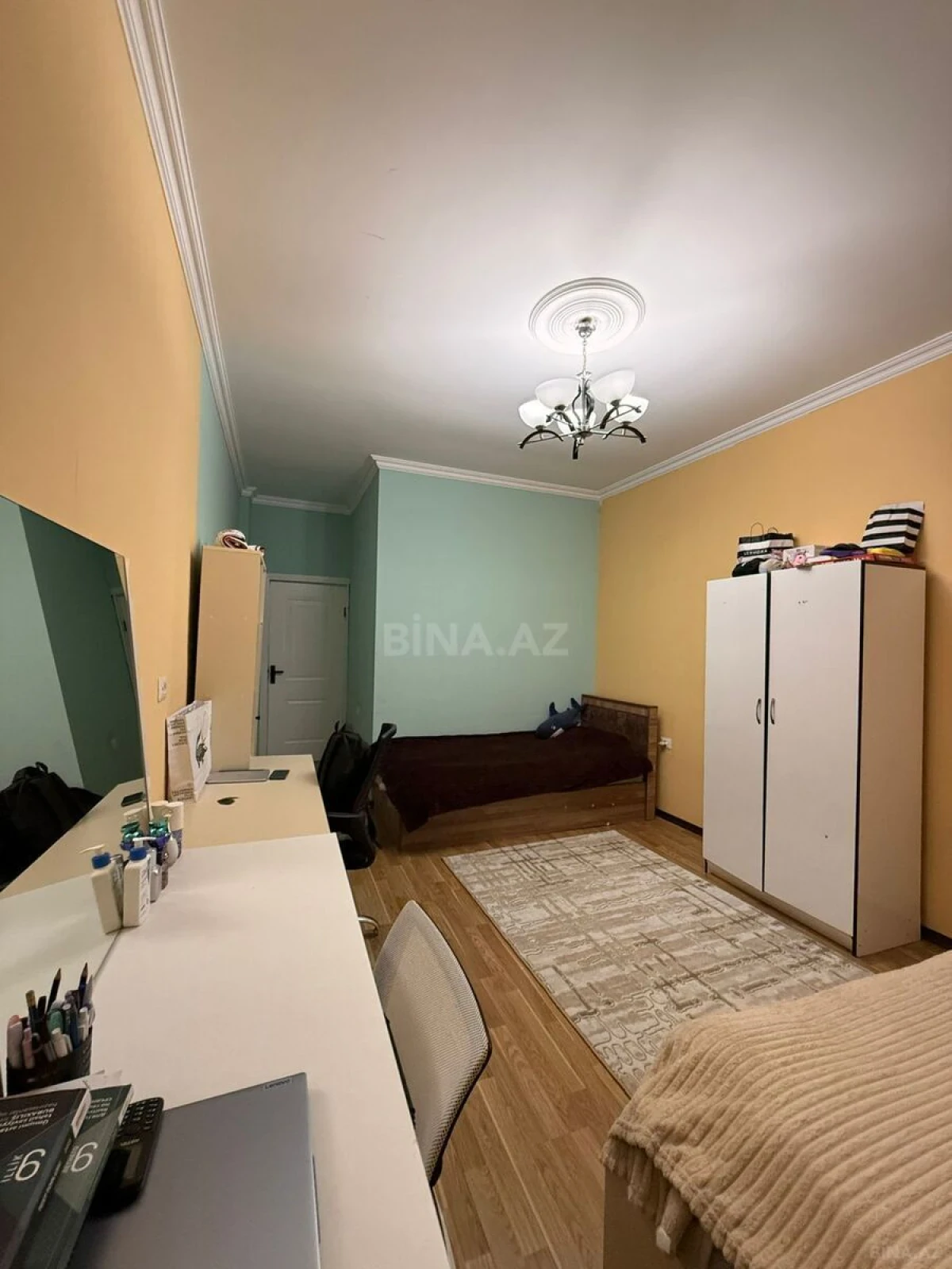 Satılır 3 otaqlı mənzil 106 m²