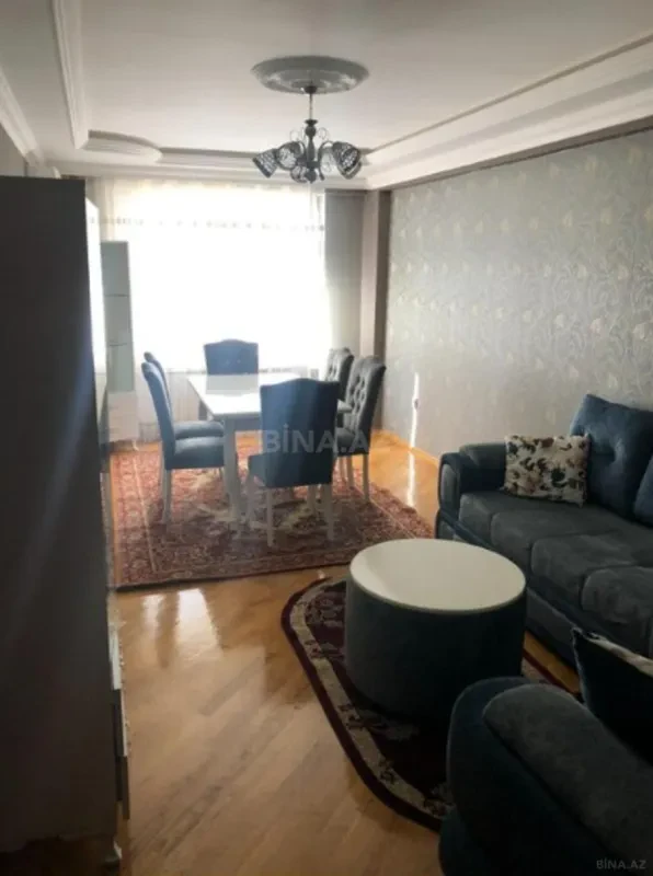 Kirayə verilir 3 otaqlı mənzil 160 m²