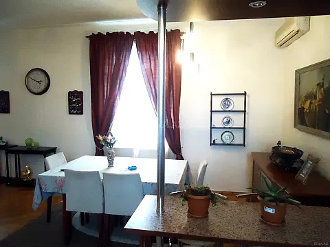 Kirayə verilir 5 otaqlı mənzil 160 m²
