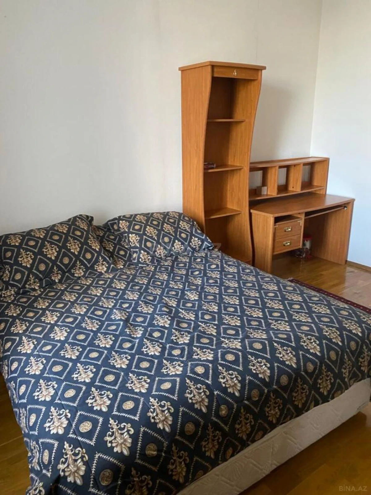 Kirayə verilir 5 otaqlı mənzil 160 m²