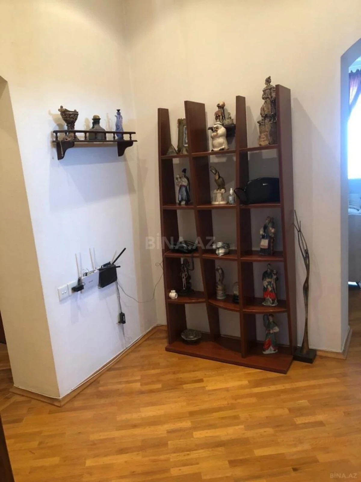 Kirayə verilir 5 otaqlı mənzil 160 m²