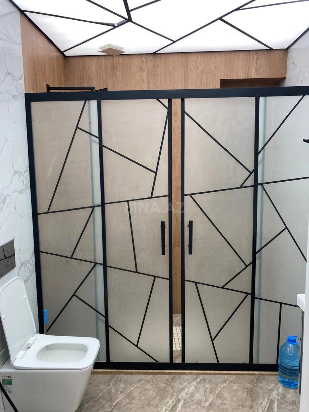 Kirayə verilir 3 otaqlı mənzil 142 m²