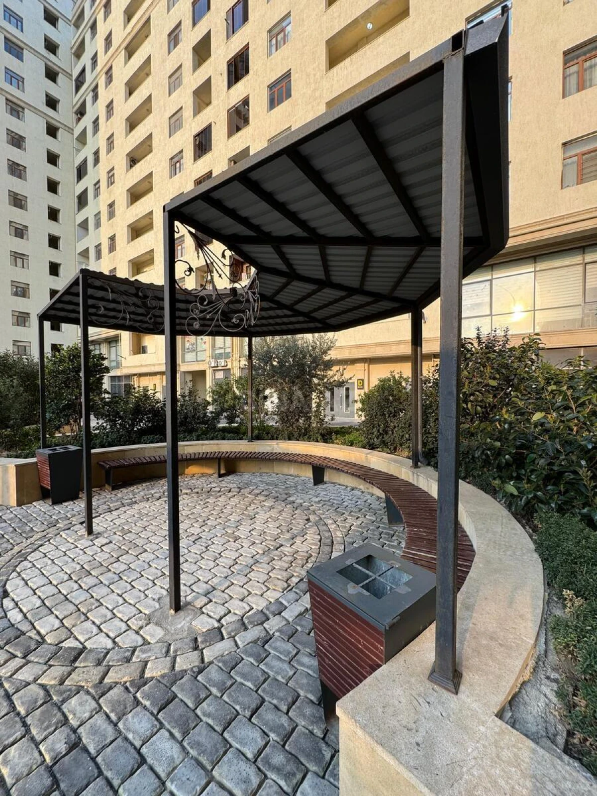 Satılır 2 otaqlı mənzil 61 m²