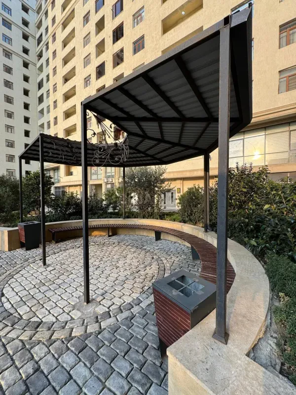 Satılır 2 otaqlı mənzil 61 m²