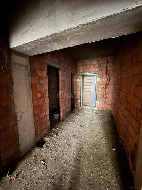 Satılır 2 otaqlı mənzil 61 m²