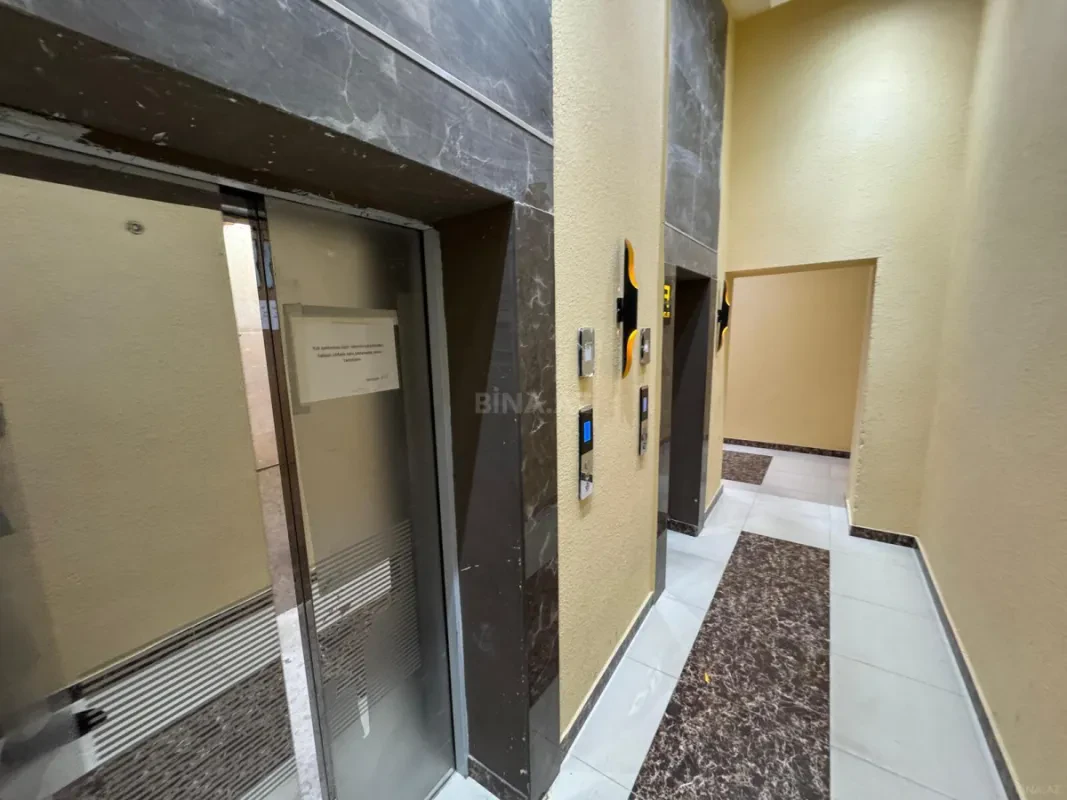 Satılır 2 otaqlı mənzil 61 m²