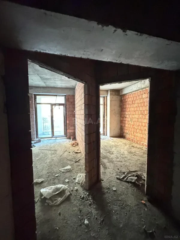 Satılır 2 otaqlı mənzil 61 m²