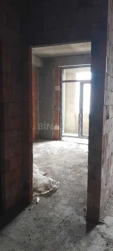 Satılır 1 otaqlı mənzil 60 m²