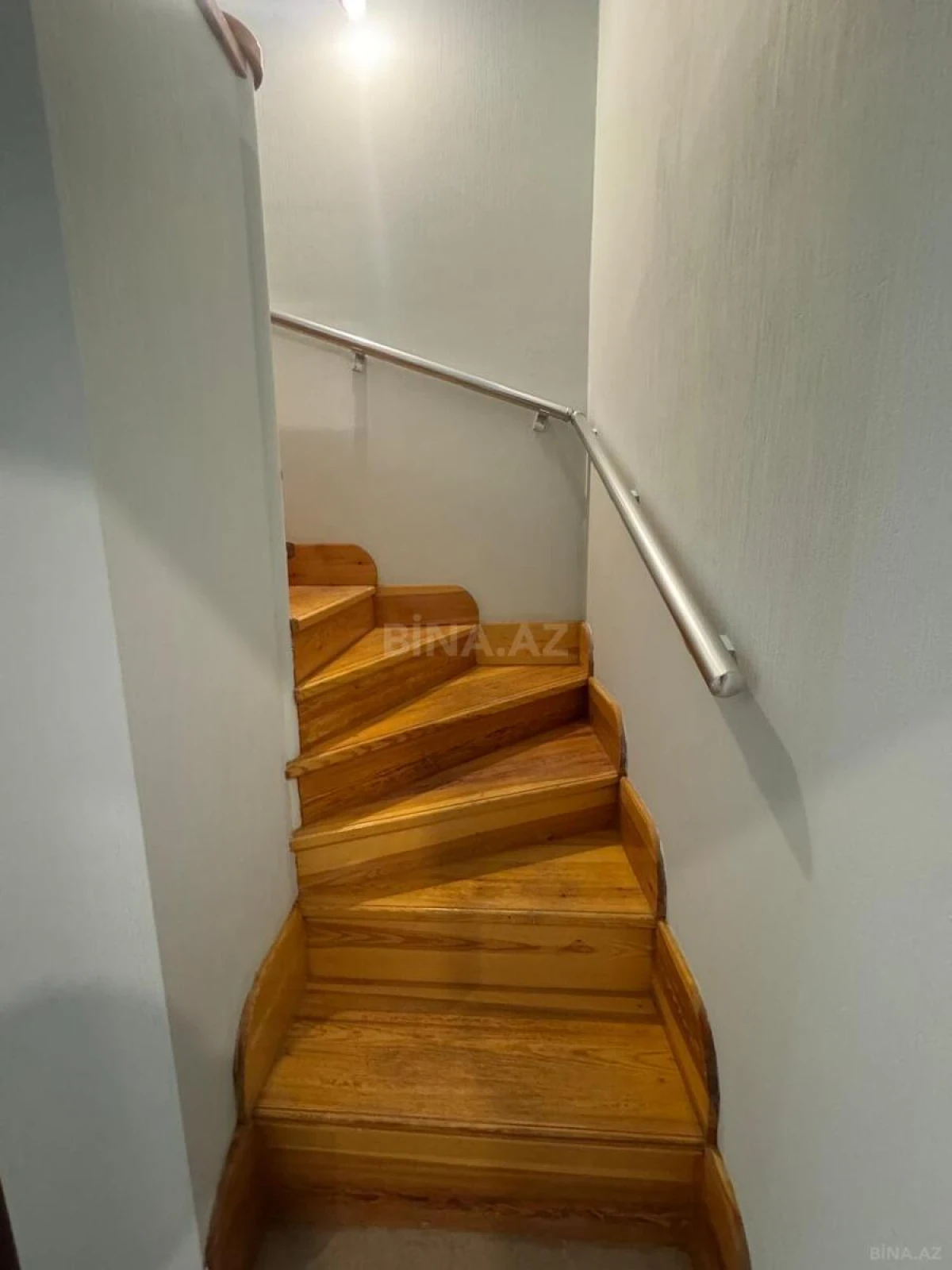 Kirayə verilir obyekt 90 m²
