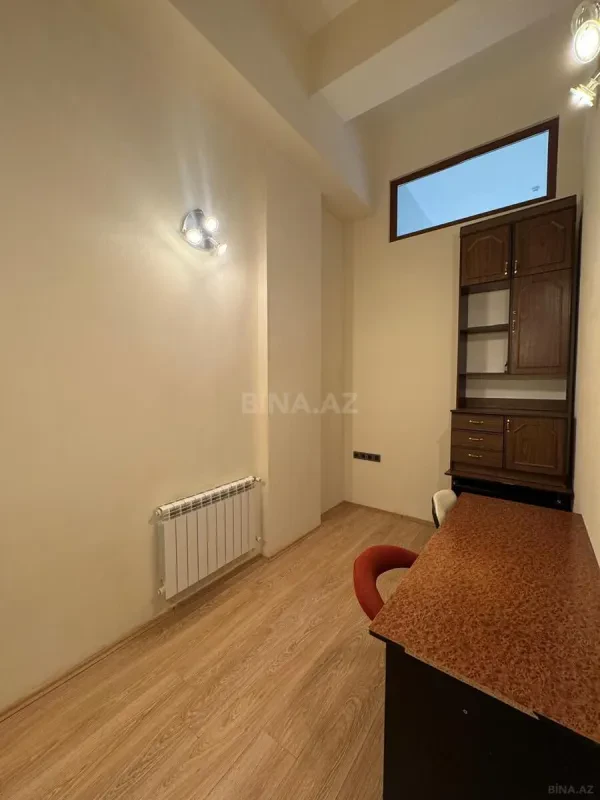 Kirayə verilir obyekt 90 m²