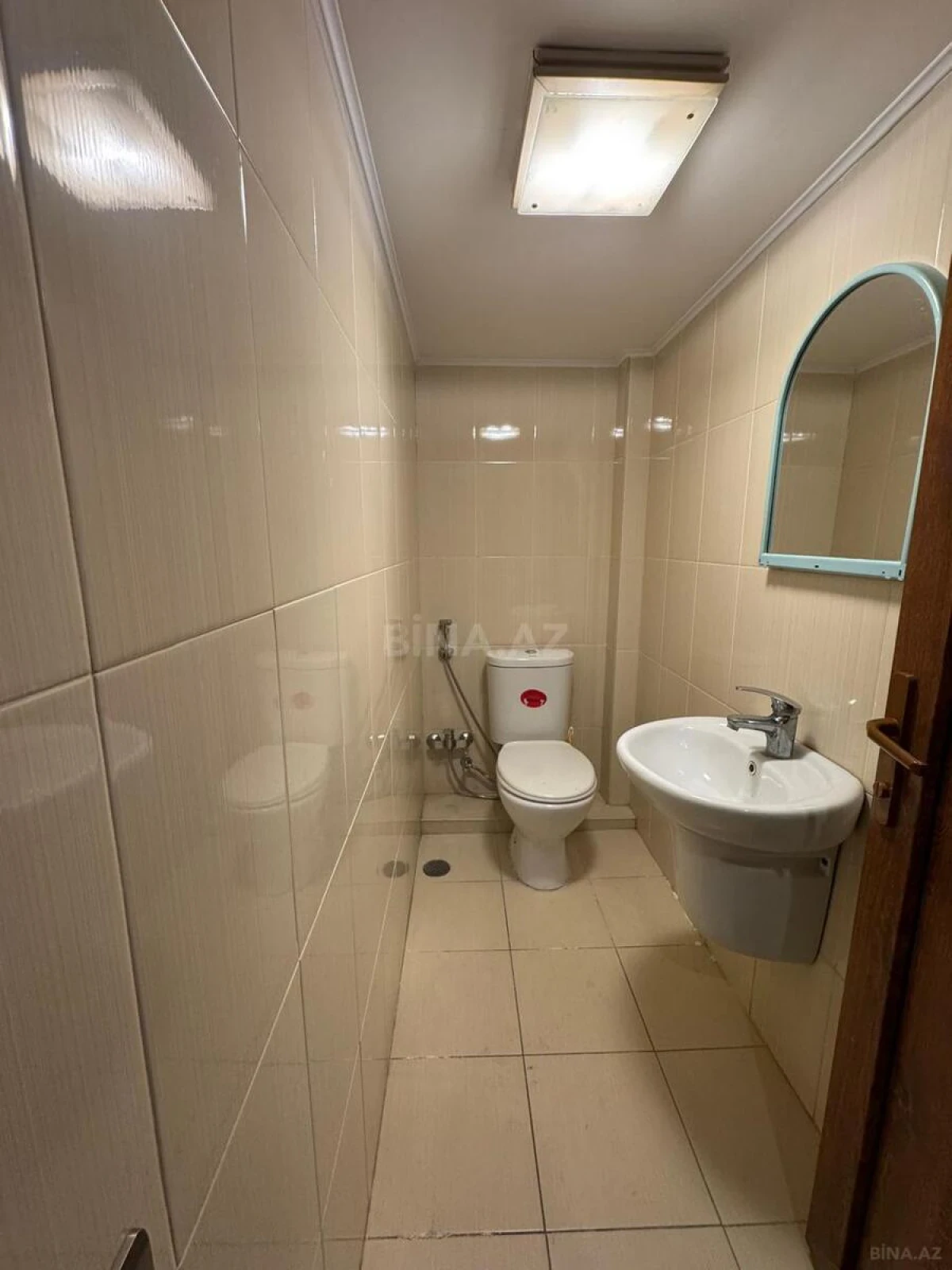 Kirayə verilir obyekt 90 m²